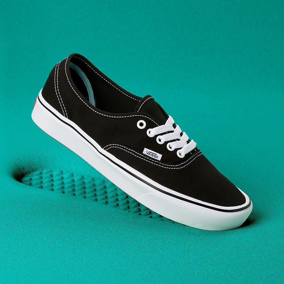 Vans Erkek Spor Ayakkabı ComfyCush Authentic Siyah/Beyaz | 37295-266